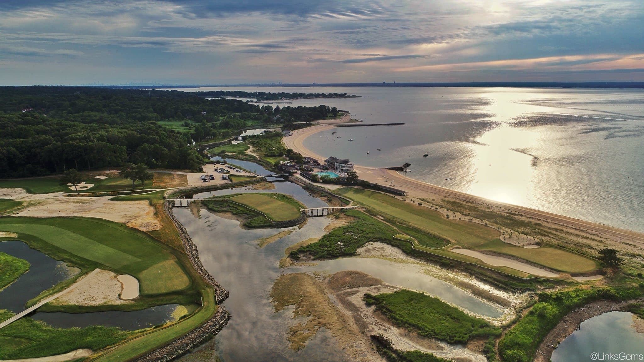 Osca Yachting Nightlife Cruise