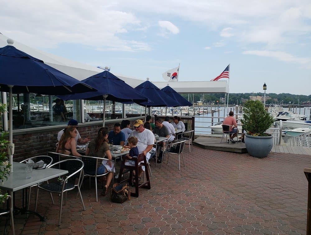 LaMotta’s Dockside